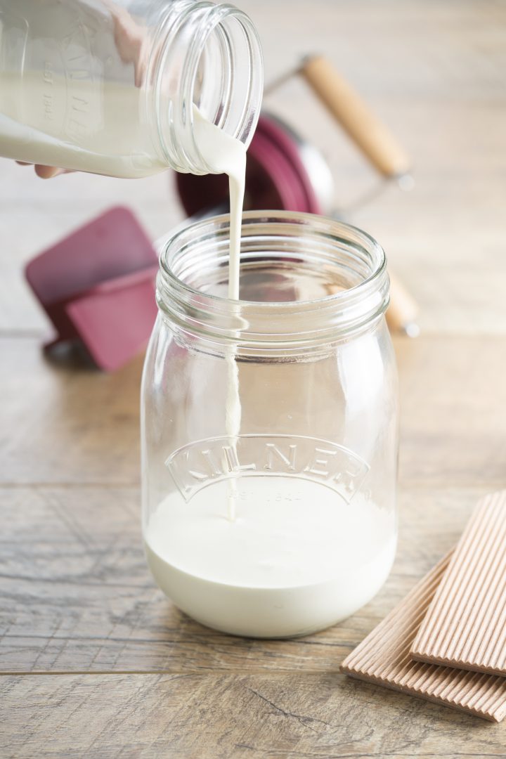 Kilner rokas sviesta kulšanas mašīna