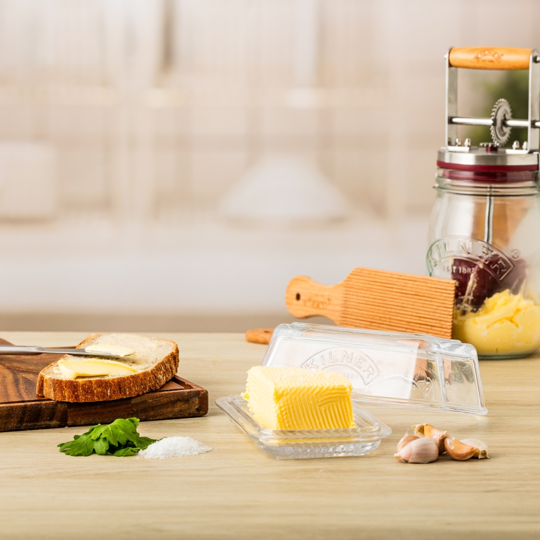 Kilner rokas sviesta kulšanas mašīna